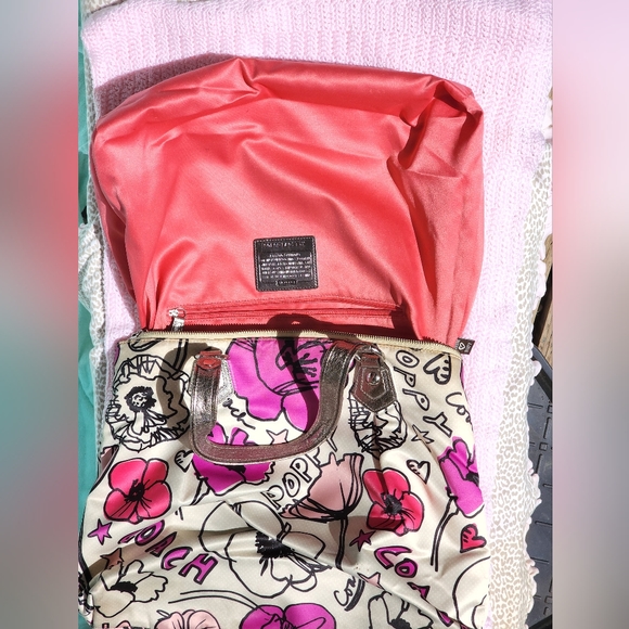 SOLD *****COACH Kyra Graffiti Rocker handbag crossbody 16308 purse - Picture 3 of 8